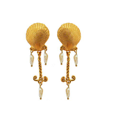 Gold pilgrim's earrings with scallop shell and pearls displayed on a white background